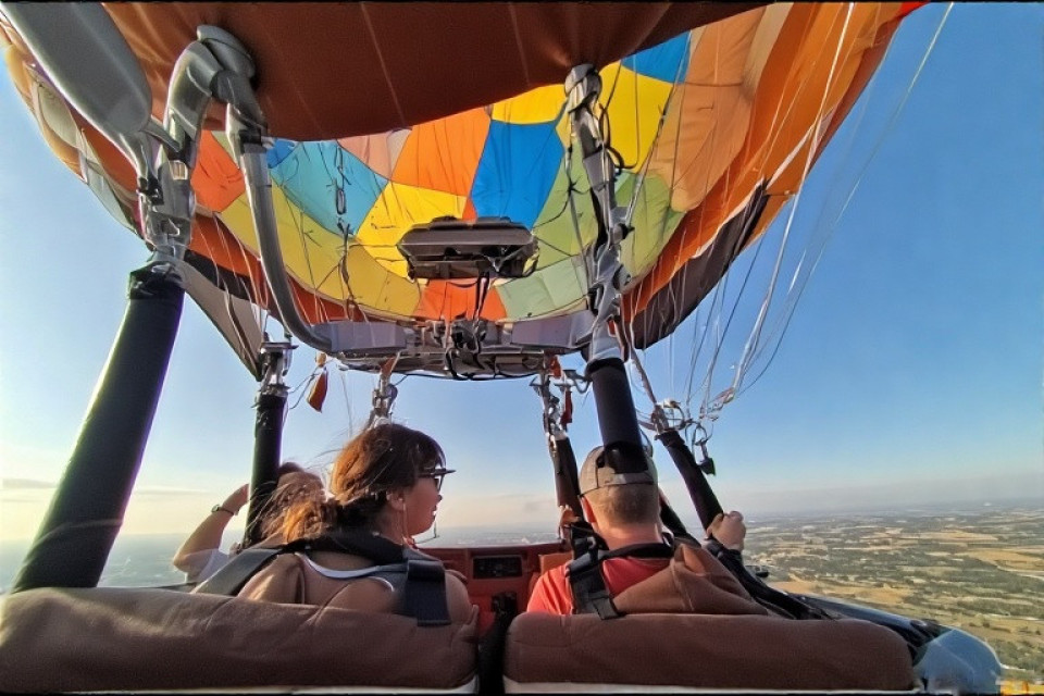 First hot air balloon ride, friggin Awesome!!!   #amusttry